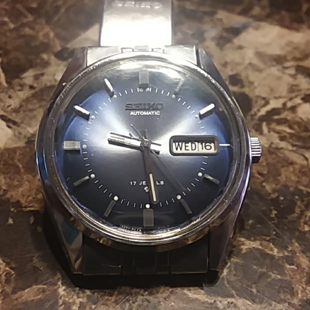 Seiko wristwatch